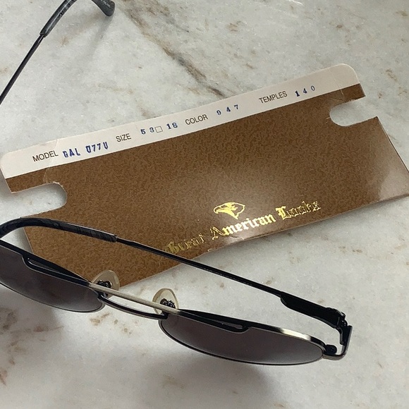 Vintage 90’s Sunglasses (new old stock) - Picture 9 of 9